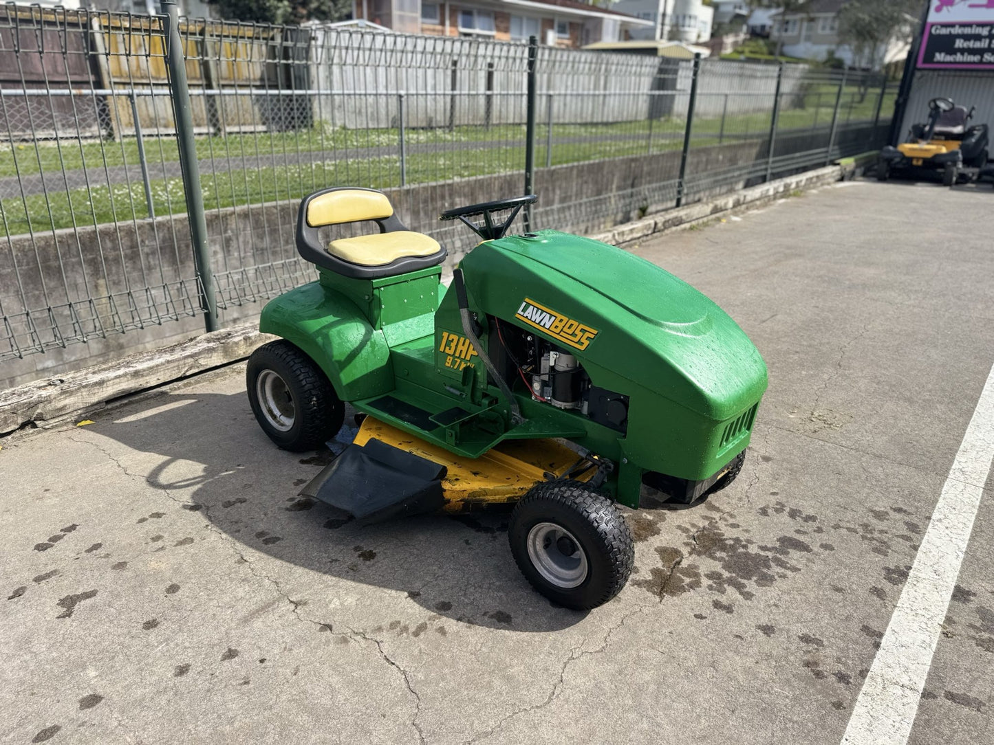 Second Hand - Lawn Boss Ride-On Mower – Brand New 16HP Loncin Engine