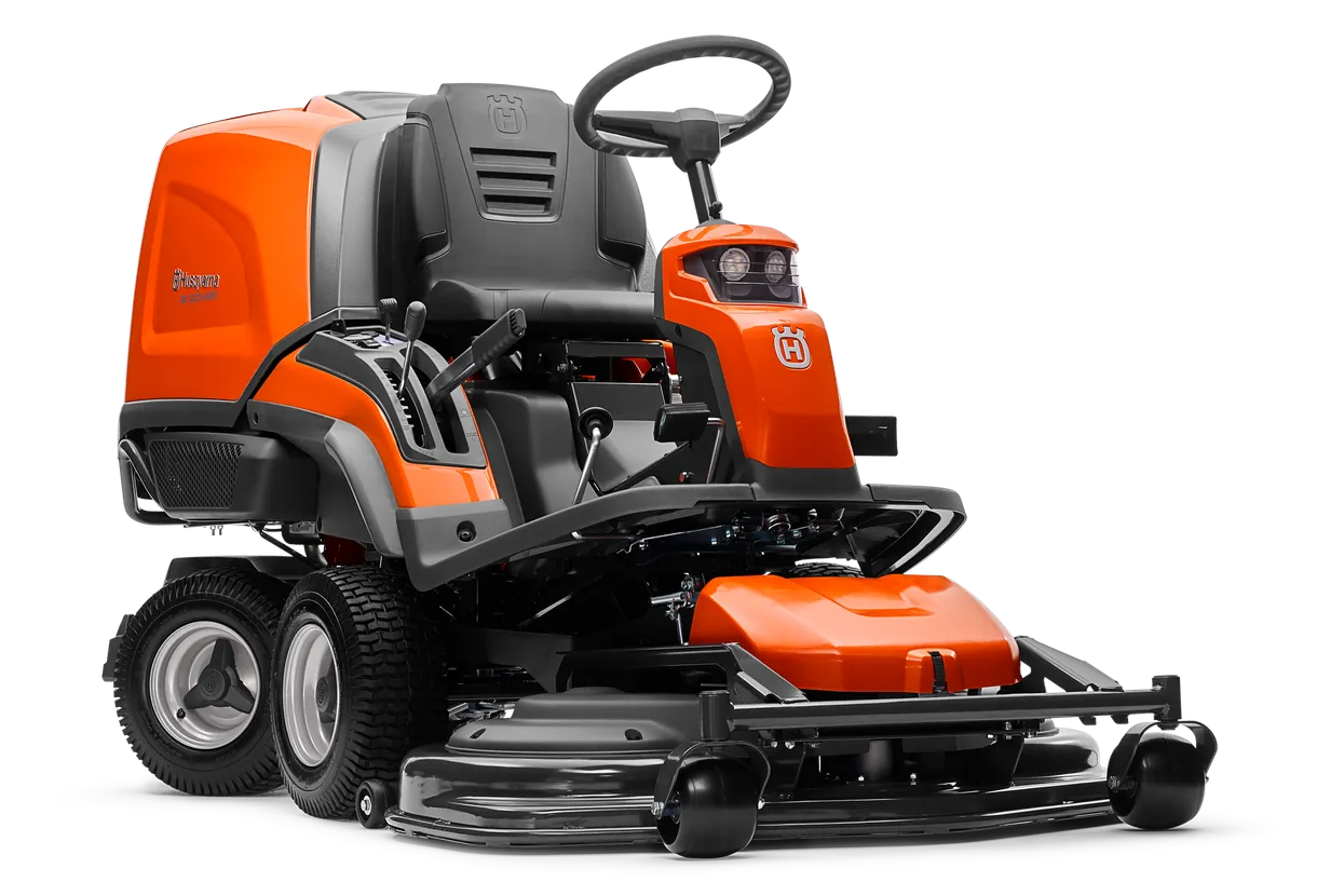 HUSQVARNA RC 320Ts AWD with 103cm Combi Deck