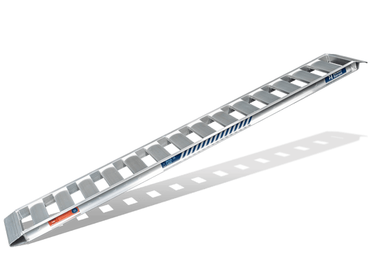 Hyway 750kg Aluminium Ramps at 2.7m