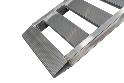 Hyway 750kg Aluminium Ramps at 2.7m