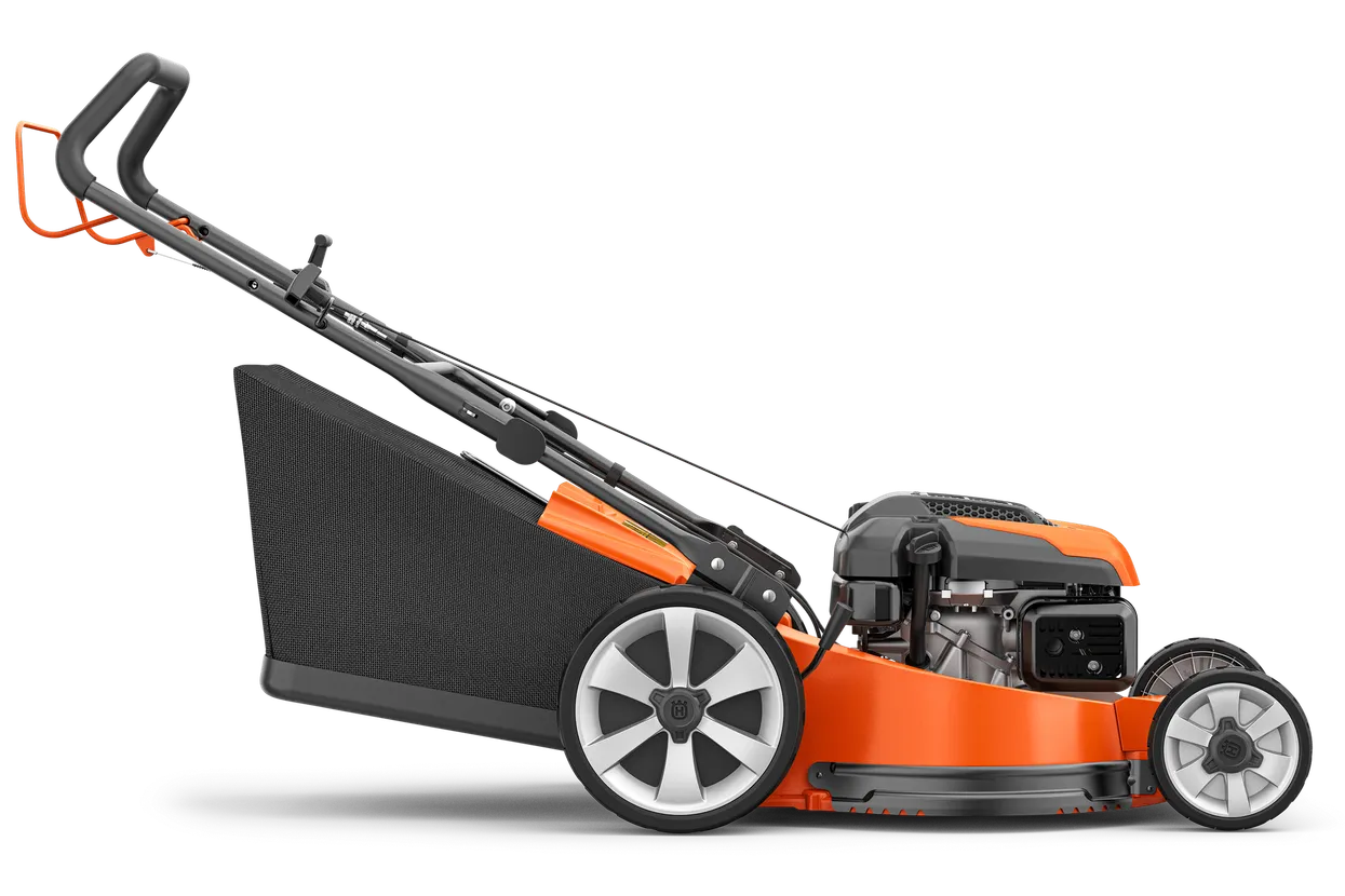 Husqvarna LC 521SP Large, self-propelled walk-behind mower with collection or mulching