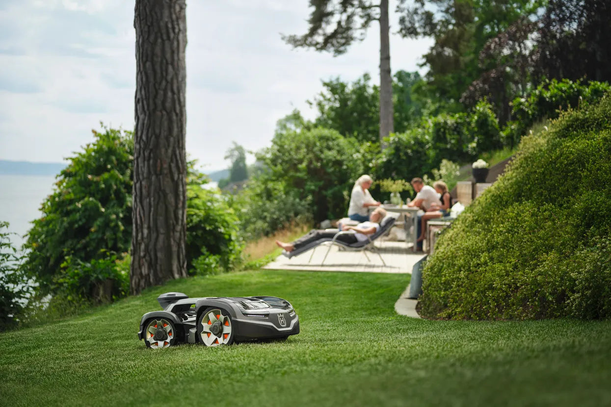 Husqvarna Automower® 435X AWD NERA with wire free technology