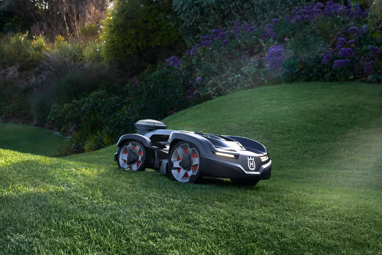 Husqvarna Automower® 435 iQ AWD